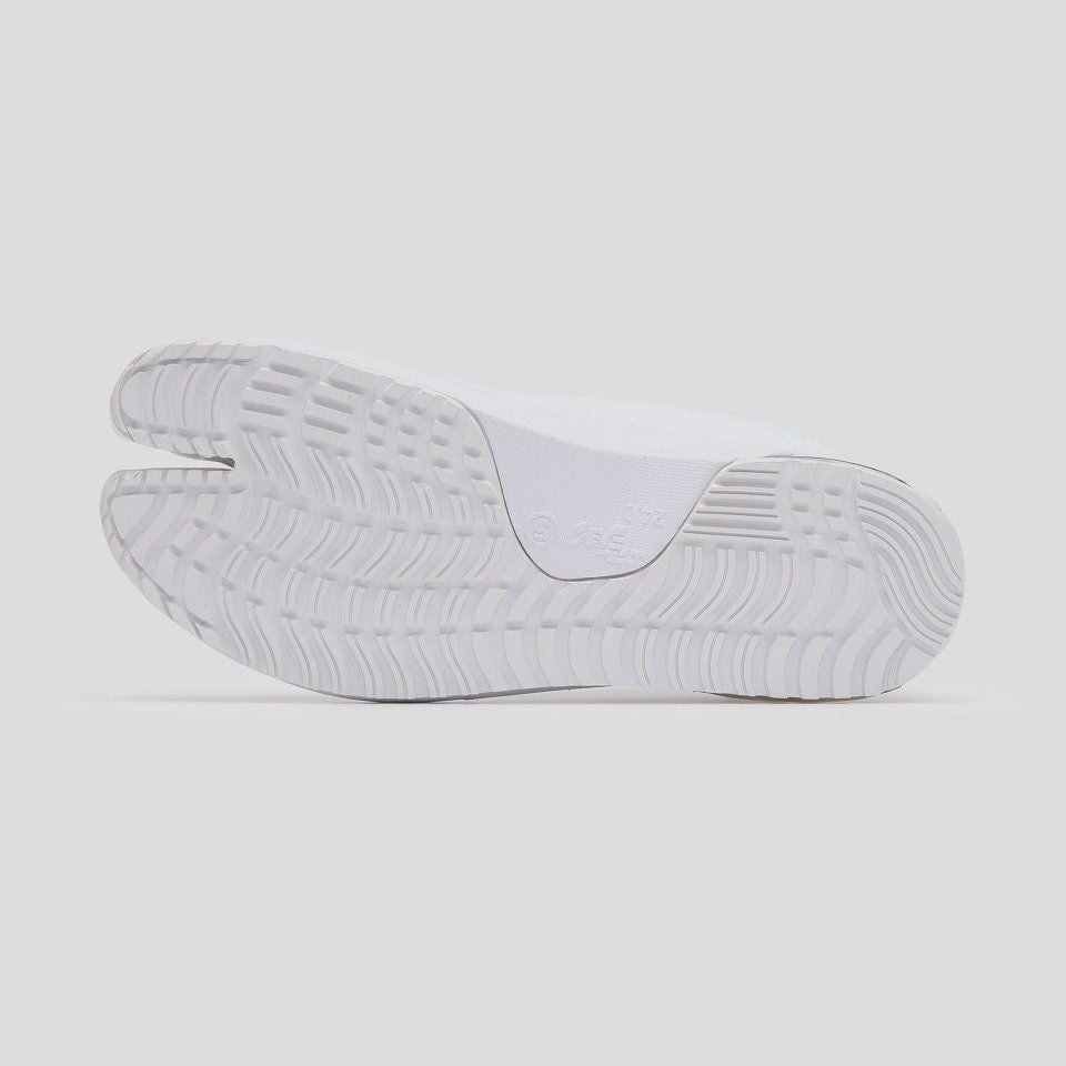 Knit Tabi Boots White