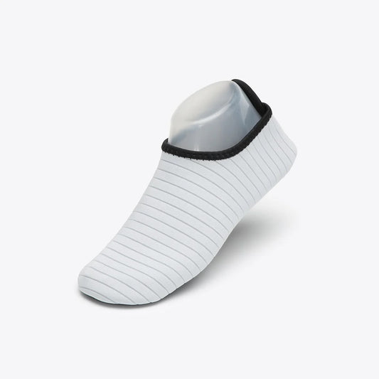 Marugo Mamorun #01 Japanese Indoor Slippers - Lightweight Protective Footwear