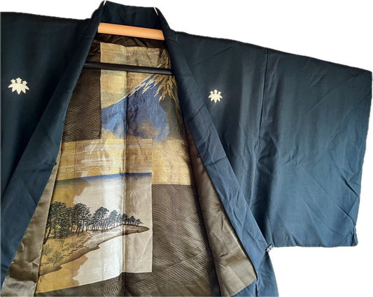 Men’s Antique Japanese Haori Black Silk Kiri Montsuki Mount Fuji View