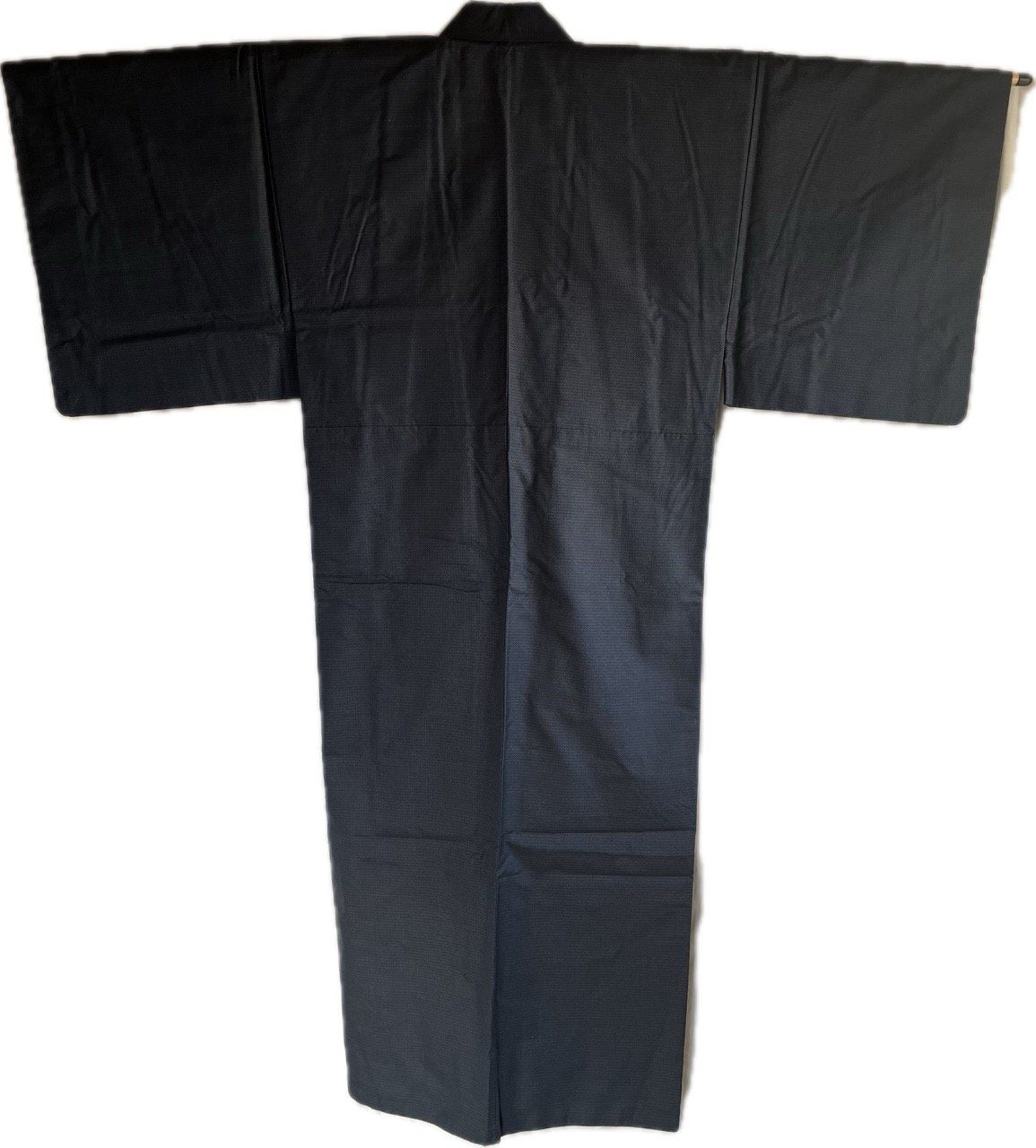 Men’s Traditional Japanese Kimono – Navy Tsumugi Silk with Kikkō Gara Pattern