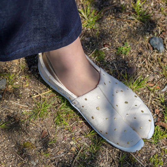 TabiRela® UrokoGumo Tabi Shoes Made in Kurashiki, Japan