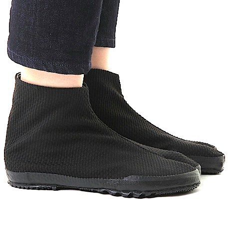 Wamon Black Sashiko Jika-Tabi Shoes – Handmade in Japan