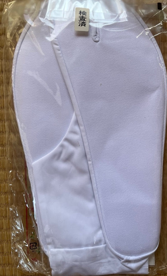 White Tabi Socks with Bleached Cotton Lining – Broadcloth, 4 Kohaze