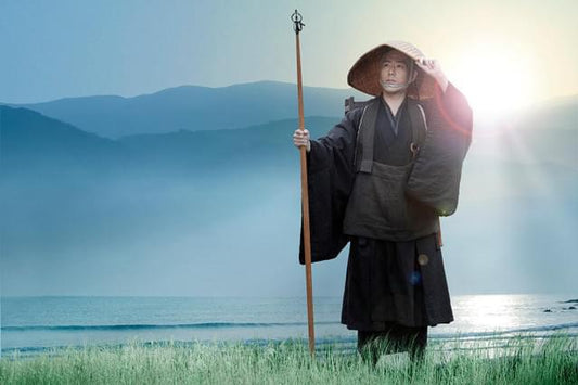 What is a Koromo? The Traditional Buddhist Monk Robe of Japan