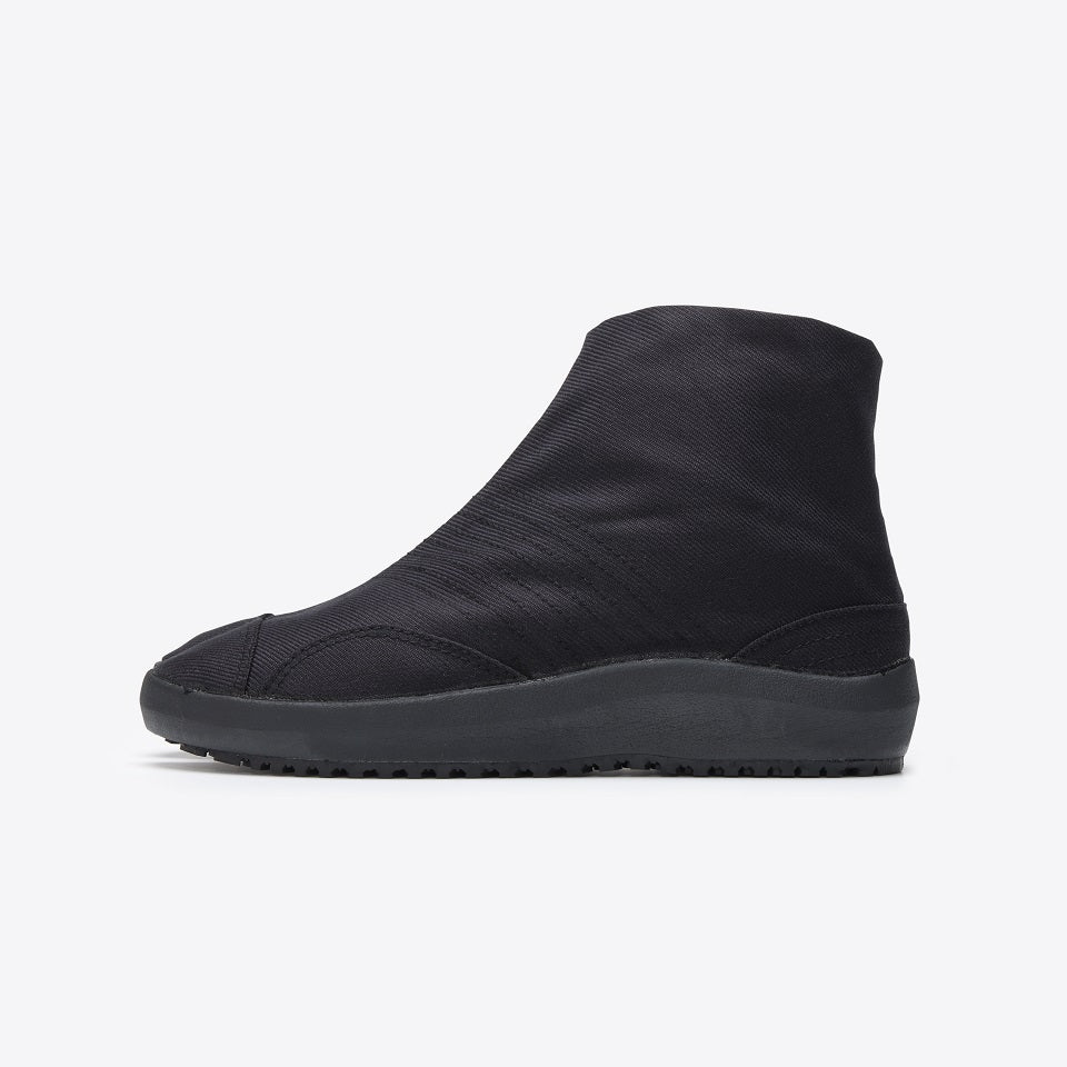 Air Jog 3 Jikatabi Shoe Black 3 Kohaze