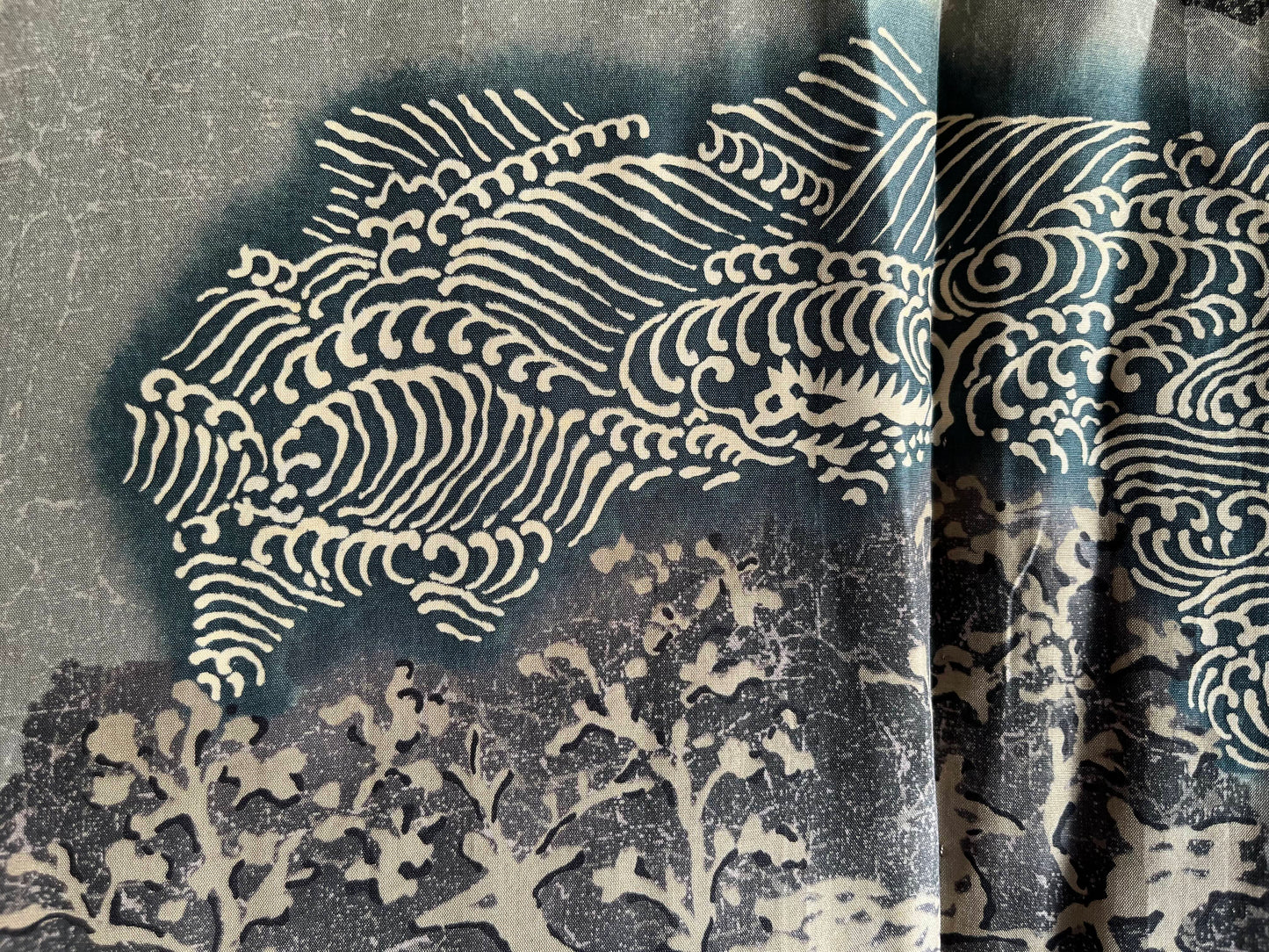 Antique Japanese Haori Black Silk Montsuki with Mitsukashiwa Crests and Hunting Scene