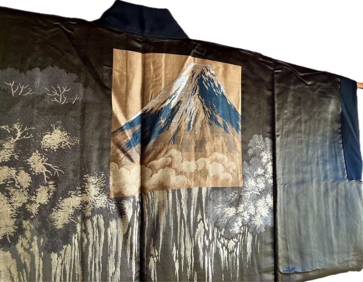 Antique Japanese Haori Men’s Black Silk Sagarifuji Montsuki - Fuji Waterfall