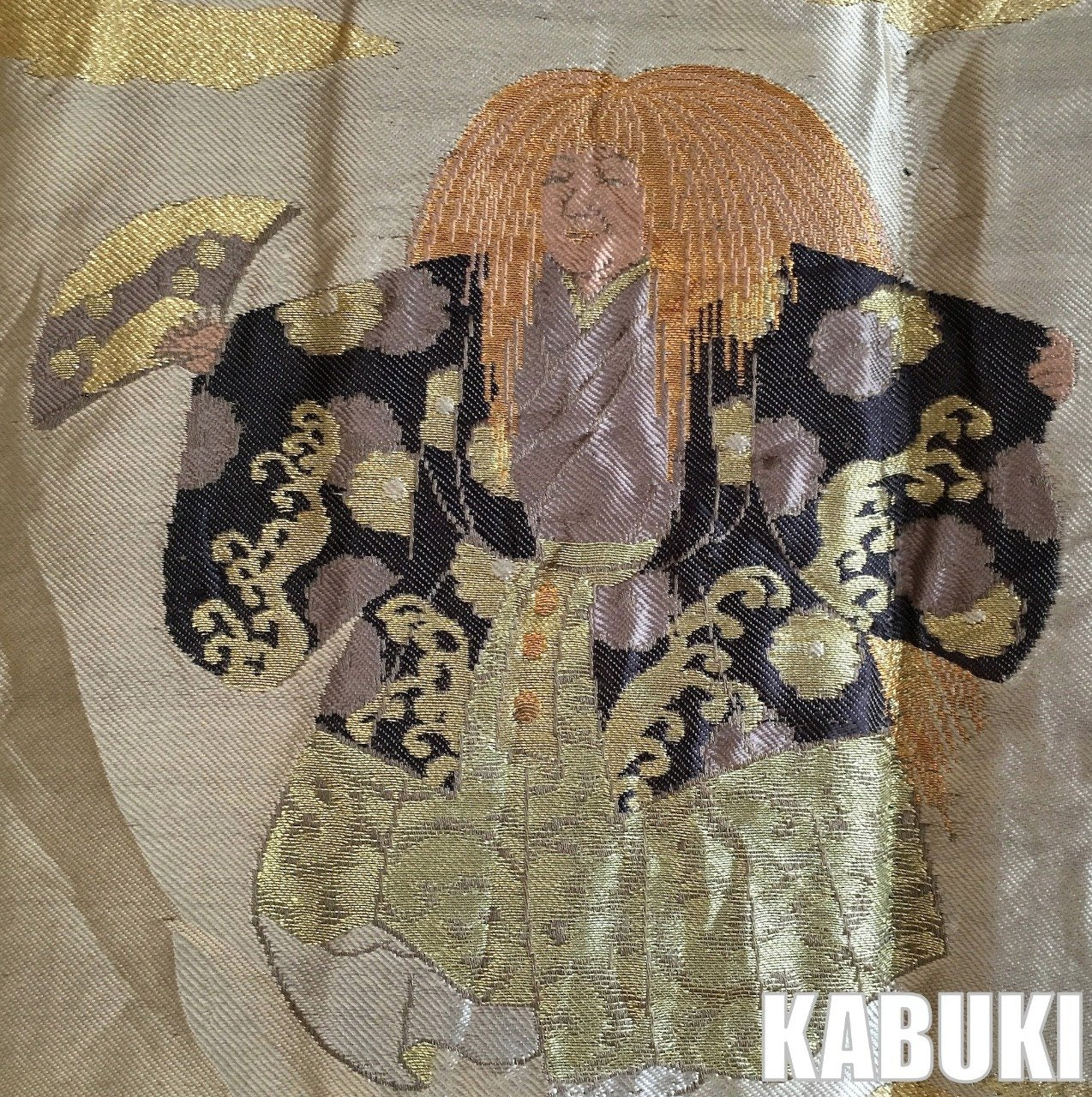 Luxury Antique Kimono Haori - Black Silk Maruni Chigai Ha Montsuki Kabuki Design