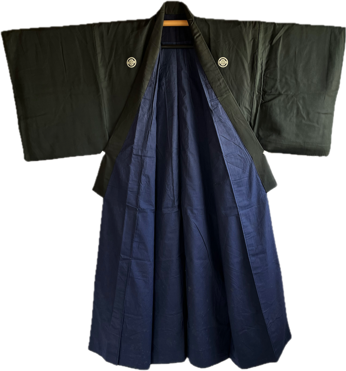 Men's Antique Japanese Samurai Kimono Black Silk Mokkou Montsuki