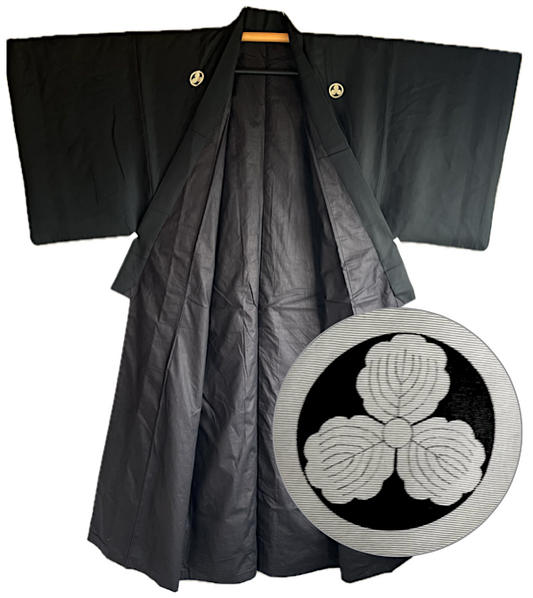 Men's Antique Japanese Kimono Black Silk Mitsu Kashiwa Montsuki 03