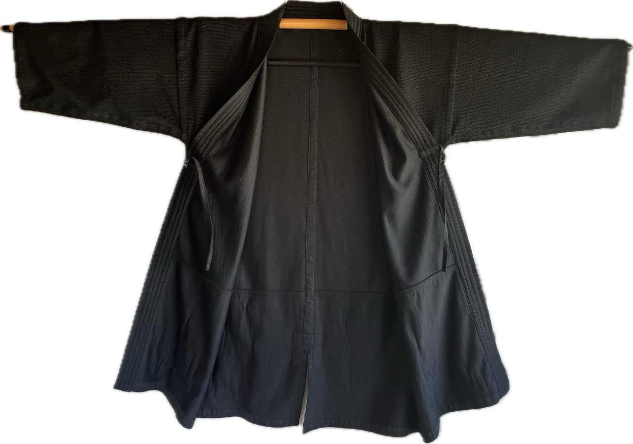 Men's Kendo Jacket  Breeze Knit Polyester, Sashiko Style – Size 4.5 Great for Summer