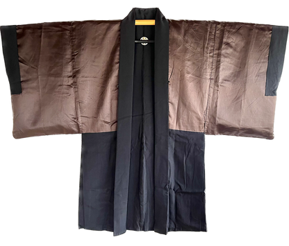 Men’s Vintage Haori Black SilK Samurai Crest Botan Kuyo