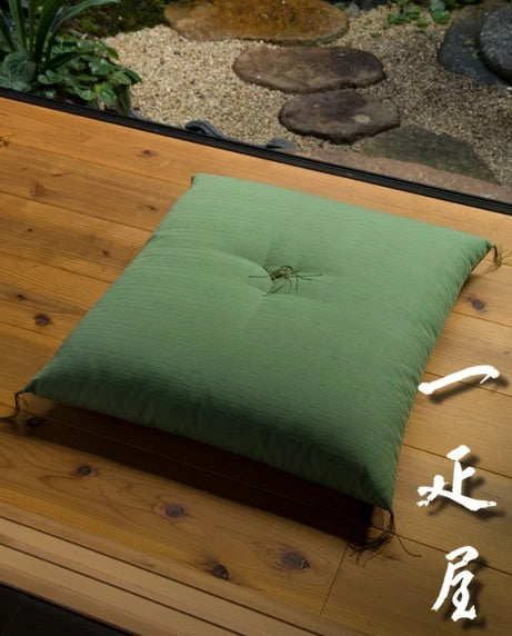 Traditional Japanese Green Zabuton Meditation Mat 55×59 cm – Made in Japan
