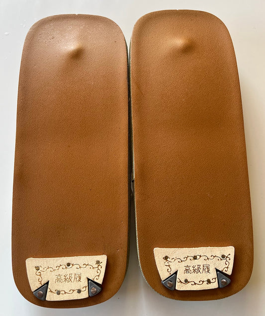 Traditional Japanese Setta Zori Igusa Tatami Leather Sole – Black Hanao