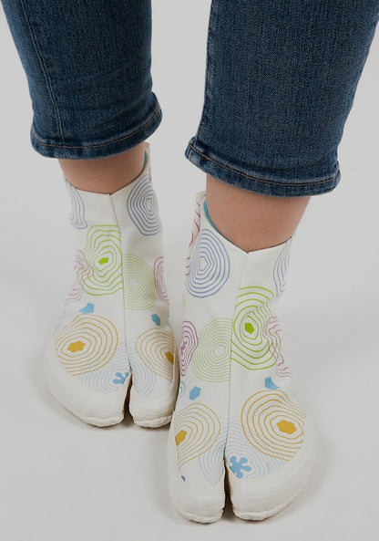 Wamon Jikatabi Shoe "Wave and flower" Kamon White HandMade in Japan
